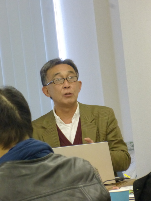 「大地の大学」の2日目は明治大学商学部教授の山下洋史先生のご講演や「小湊鉄道」本社の見学をしました。